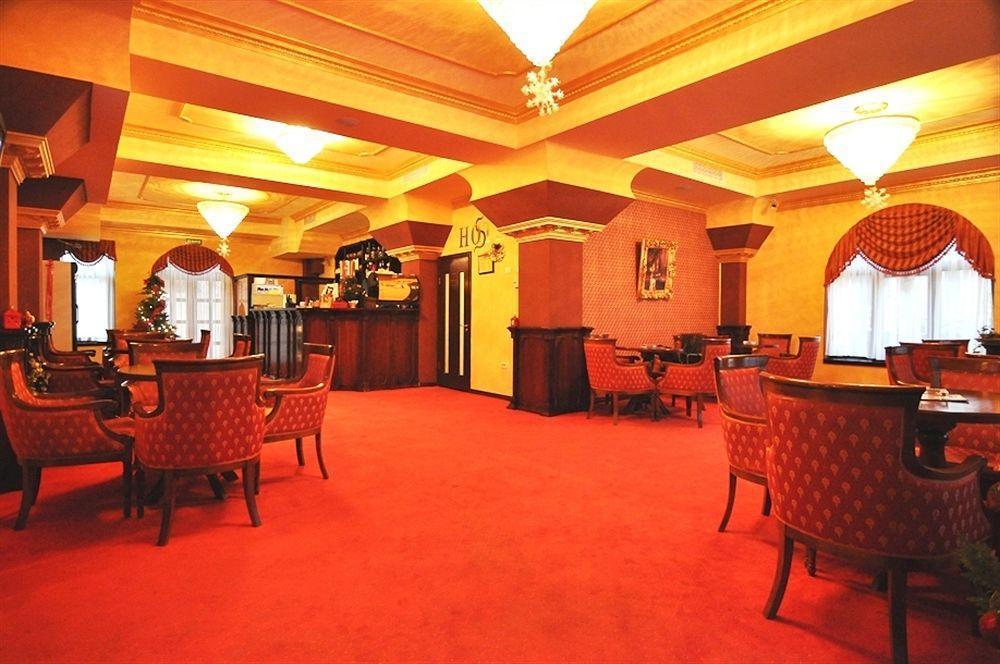 Hotel Eden Яш Екстериор снимка