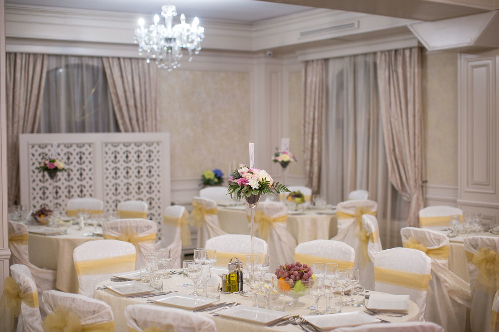 Hotel Eden Яш Екстериор снимка